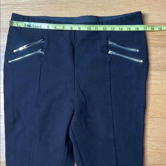 Black Ankle-Length Pants - Picture 6 of 9